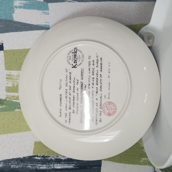 P4d-Knowles Norman Rockwell "Making Believe At The Mirror" LE Collector's Plate - Picture 4 of 7